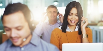 Conectando con clientes: 5 beneficios de una plataforma digital